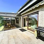 150m² Nahe A1 - 5 Schlafzimmern - 3 Baeder - 50m² Terrasse Siek