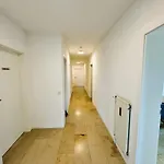 150m² Nahe A1 - 5 Schlafzimmern - 3 Baeder - 50m² Terrasse *