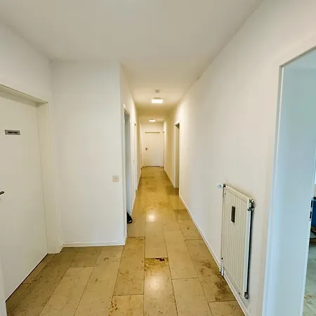 150m² Nahe A1 - 5 Schlafzimmern - 3 Baeder - 50m² Terrasse *