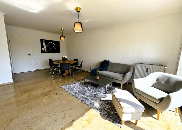 Appartement 150M² Apartment Nahe A1 - 5 Schlafzimmern - 3 Baeder - 50M² Terrasse