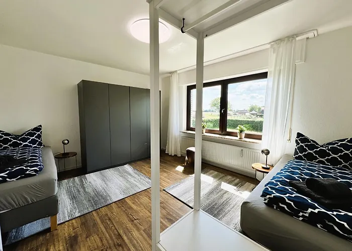 150M² Apartment Nahe A1 - 5 Schlafzimmern - 3 Baeder - 50M² Terrasse *