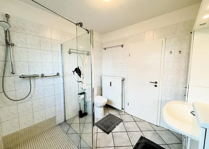 150M² Apartment Nahe A1 - 5 Schlafzimmern - 3 Baeder - 50M² Terrasse Appartement Siek